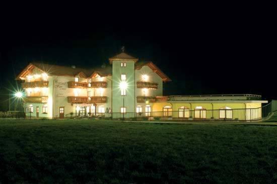 Hotel Fior Di Bosco Giovo Esterno foto