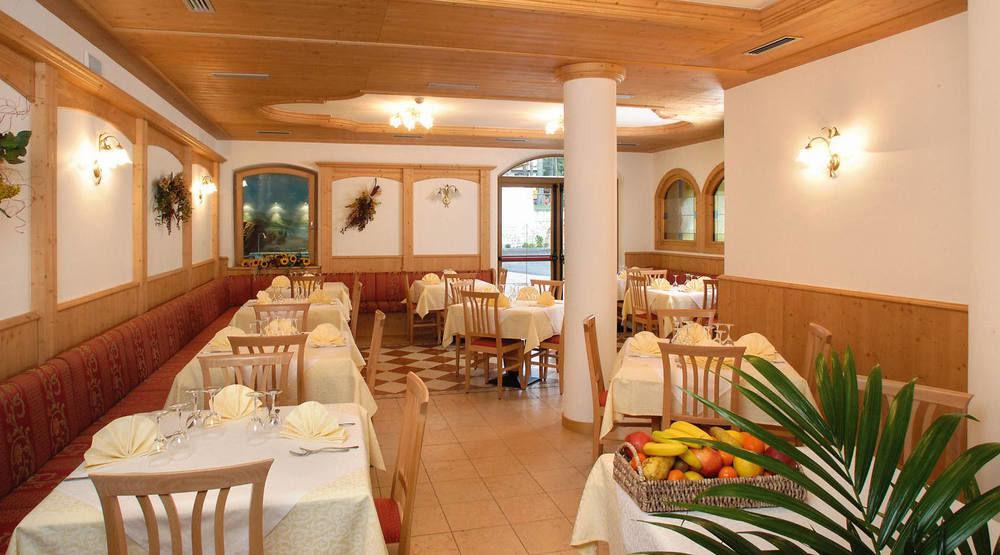 Hotel Fior Di Bosco Giovo Esterno foto